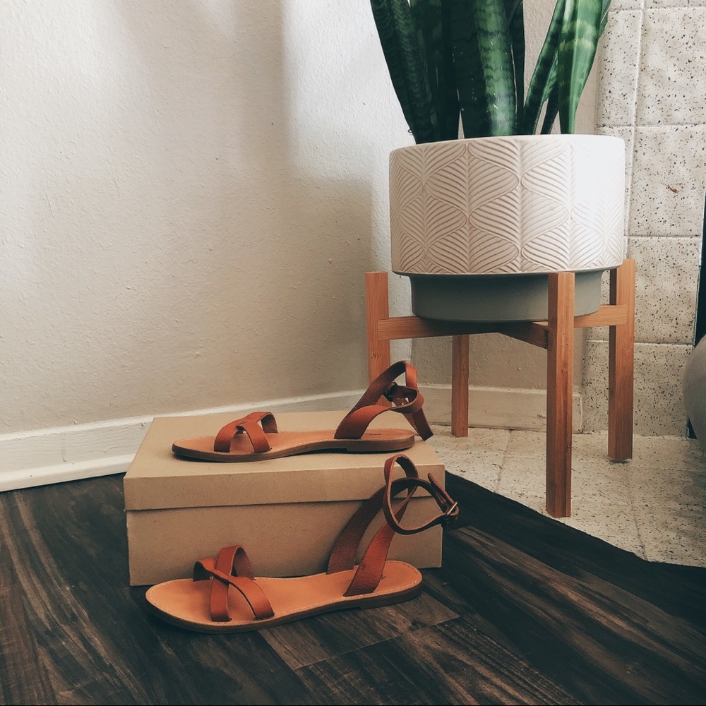 Madewell ankle strap sandals size 6